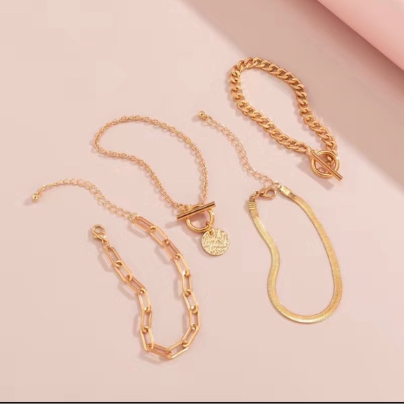 Stacked bracelet set, gold tone. - Picture 2 of 5